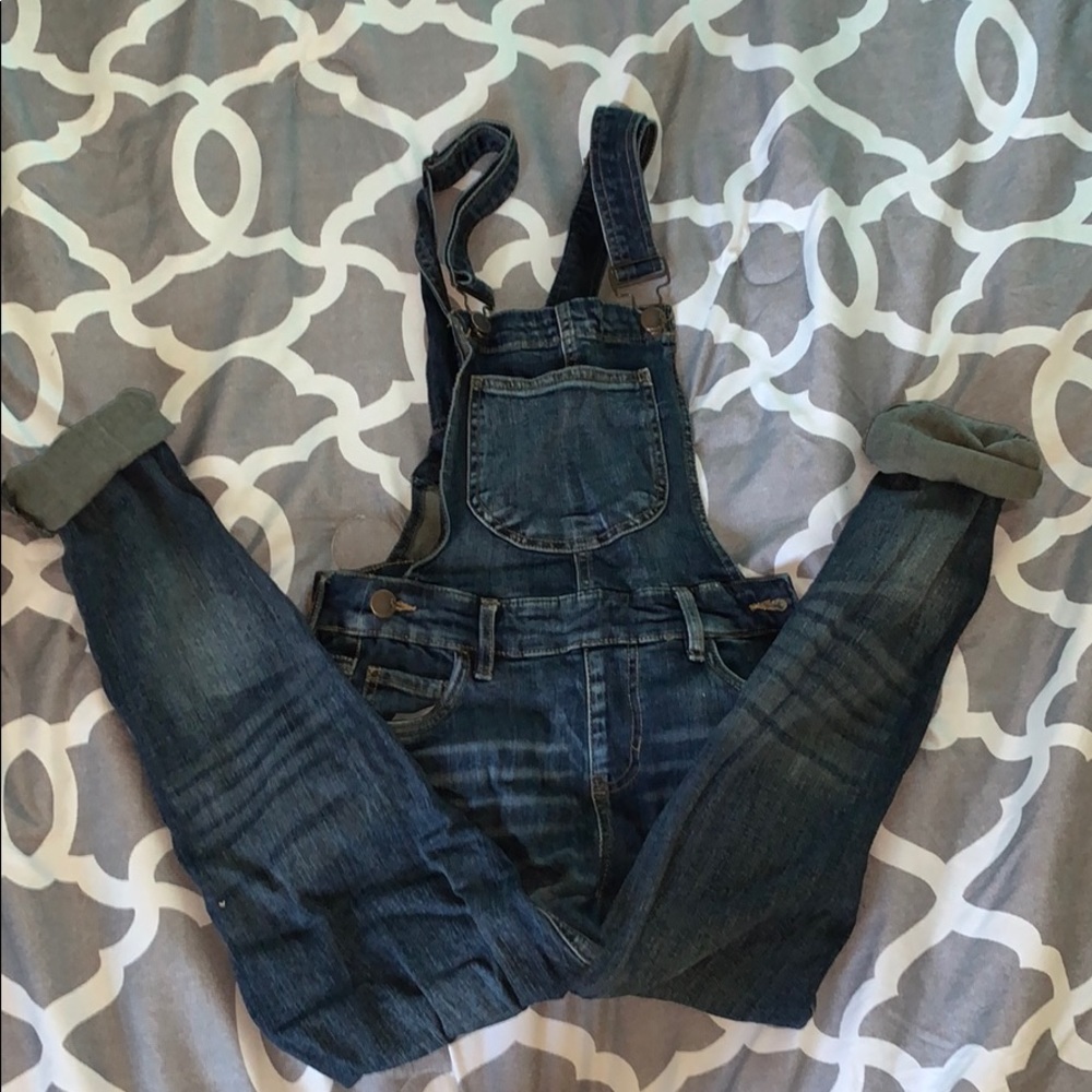Overalls ✨✨